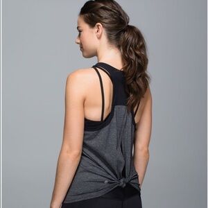 NWOT Lululemon Clip-In Tank Heathered Black Size 6